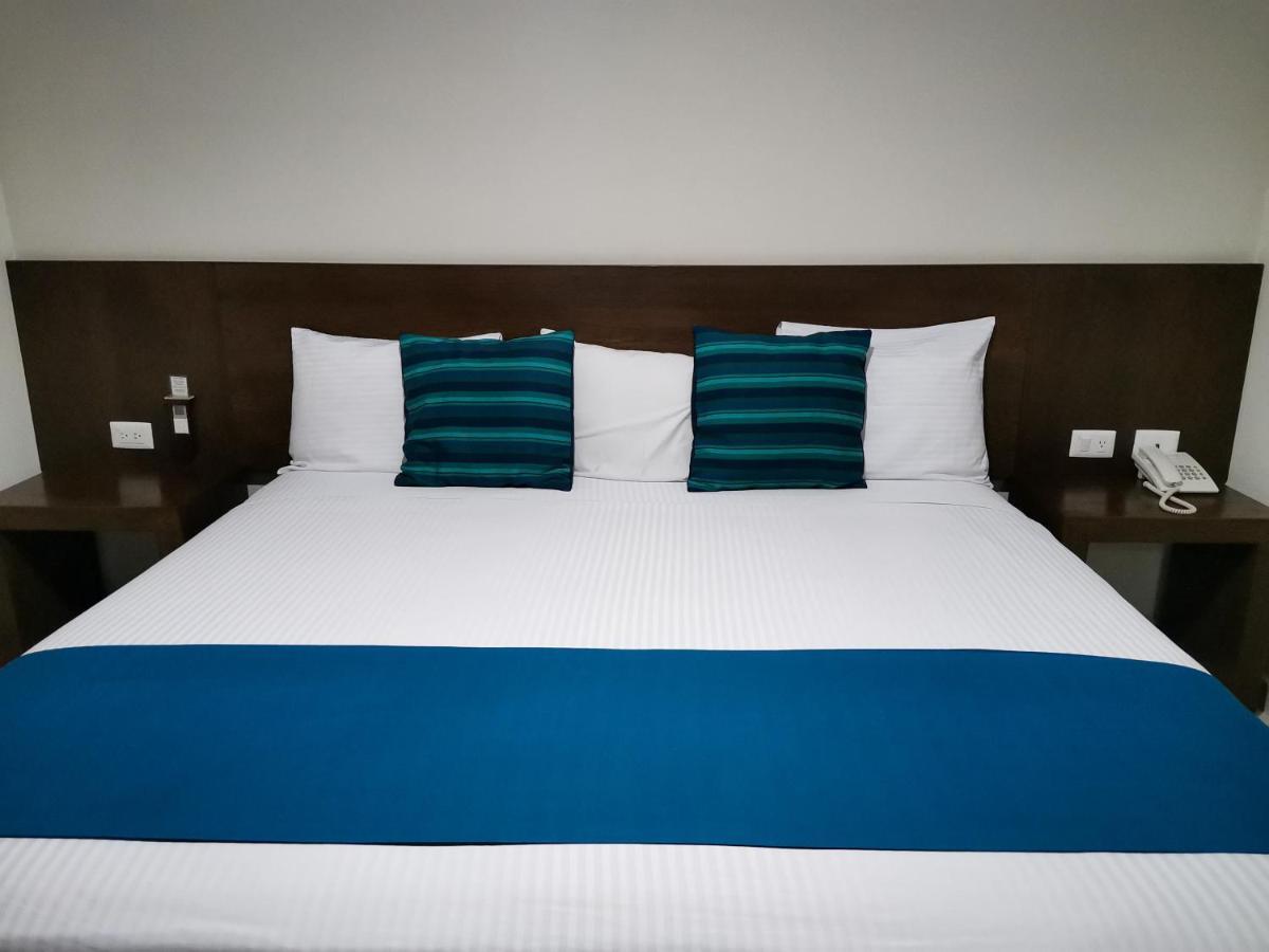 Hotel Pabela Ocotlán Buitenkant foto